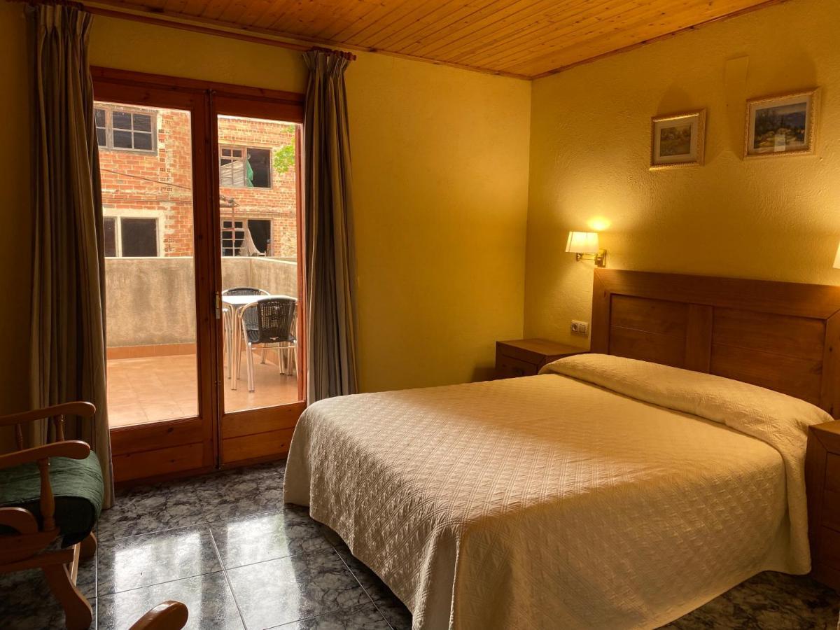 Hotel Rural Cal Amadeu Vilanova d'Escornalbou Exterior foto